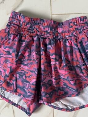 lululemon athletica Pink & Navy Marbled Running Shorts